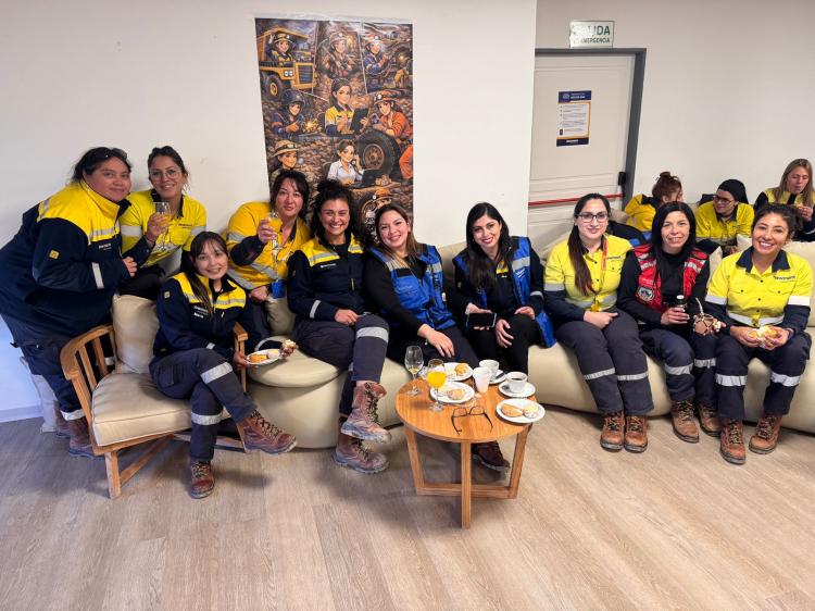 8M: AOMA Santa Cruz realizó una jornada de debate en Newmont Cerro Negro