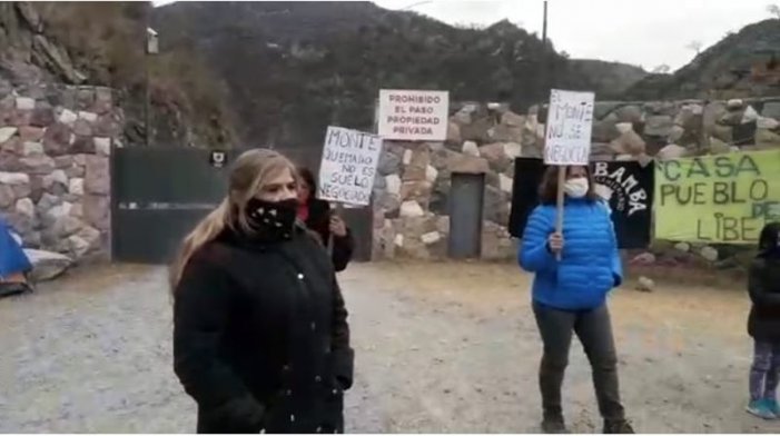 Córdoba: Acampan contra minera que bloqueó único acceso a paraje en las sierras de Córdoba