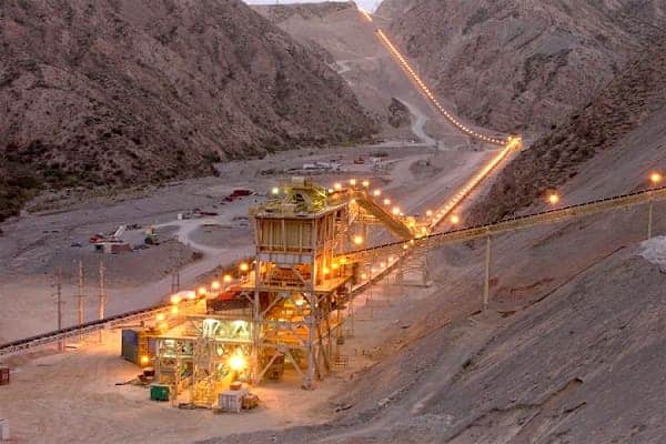 Agnico Eagle y Pan American compran Yamana Gold en una operación de 4,800 millones de dólares