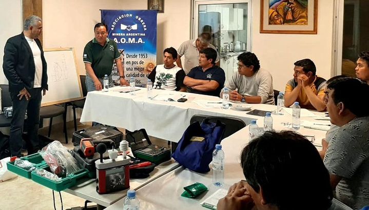 Jujuy: Aoma Aguilar capacitó a dirigentes mineros