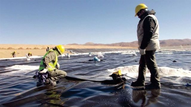 Bolivia se alía a China y crean empresa para competir con Chile por el litio