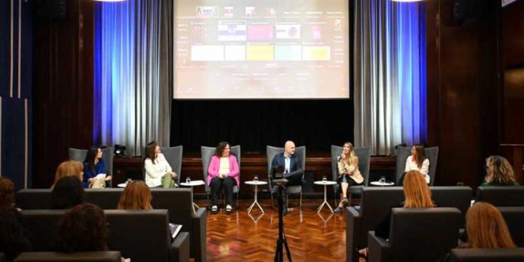 CAEM participó del primer encuentro de experiencias en el entramado productivo argentino para cerrar las brechas de género CAEM participó del primer encuentro de experiencias en el entramado productivo argentino para cerrar las brechas de género