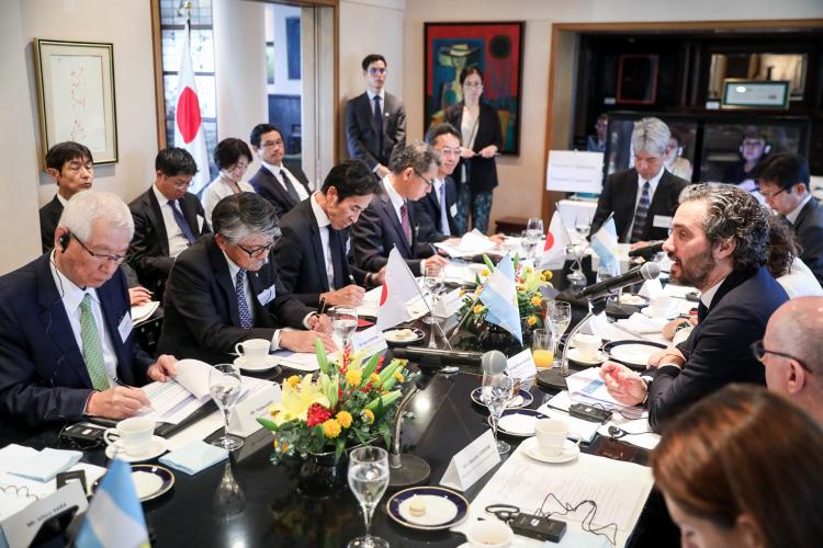 Cafiero encabezó en Tokio un encuentro con las principales empresas locales Cafiero encabezó en Tokio un encuentro con las principales empresas locales