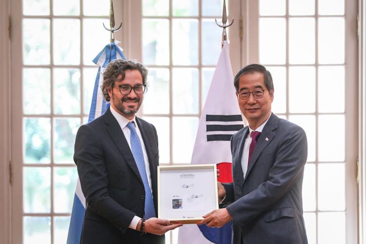 Cafiero visitará Japón y República de Corea, con el foco puesto en el comercio y las inversiones Cafiero visitará Japón y República de Corea, con el foco puesto en el comercio y las inversiones