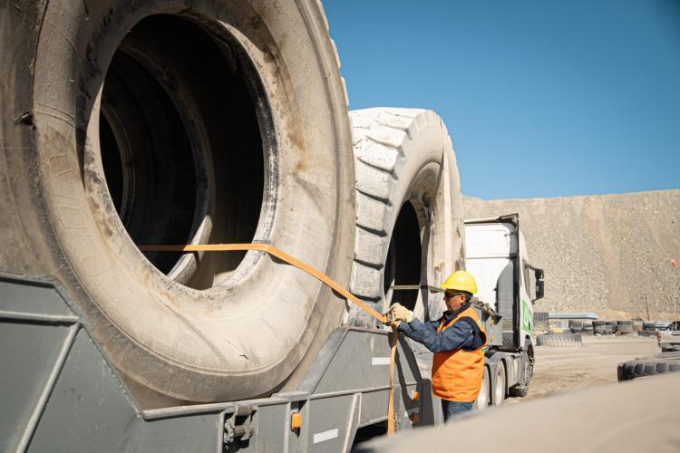 Catamarca: Alumbrera recicló 100% de los neumáticos mineros utilizados durante su operación Catamarca: Alumbrera recicló 100% de los neumáticos mineros utilizados durante su operación