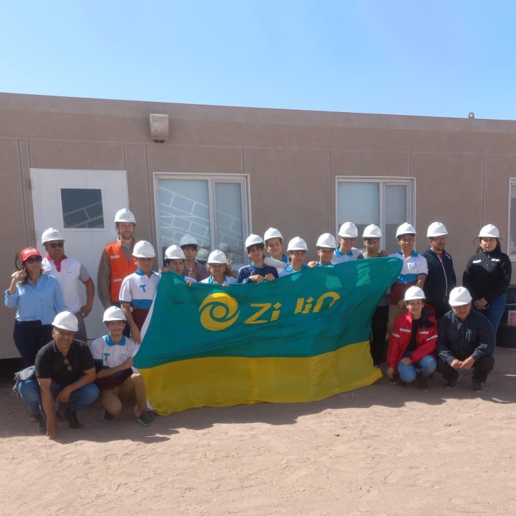 Catamarca: Alumnos de la Escuela Provincial de Minería visitaron las instalaciones de la Empresa Minera Zijin-Liex