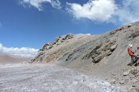 Catamarca: CAMYEN convoca a licitación pública para proyectos mineros de alto impacto en Tinogasta