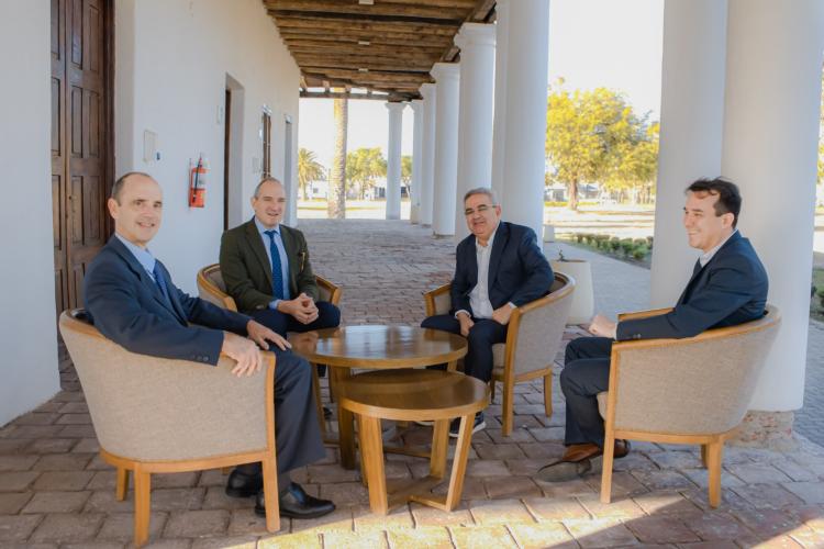 Catamarca; Ejecutivos de Glencore se reunieron con el gobernador Jalil Catamarca; Ejecutivos de Glencore se reunieron con el gobernador Jalil