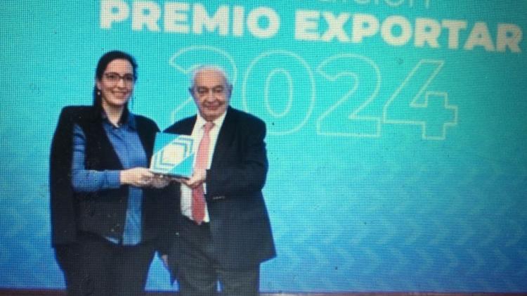 Catamarca: La Agencia de Inversiones distinguió con el "Premio Exportar" a la empresa "Catamarca Minera y Energética"