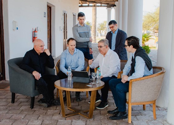 Catamarca: Raúl Jalil se reunió con empresarios mineros Catamarca: Raúl Jalil se reunió con empresarios mineros