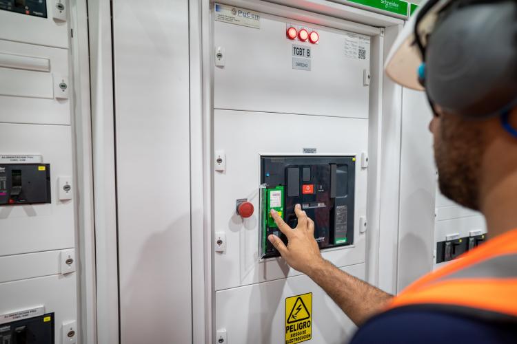 Córdoba: Viaje al corazón de la minería de criptomonedas: cómo es una mega granja en Río Cuarto Córdoba: Viaje al corazón de la minería de criptomonedas: cómo es una mega granja en Río Cuarto
