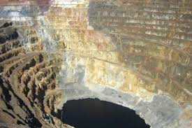 Crónica de un final anunciado: cómo se planifica desde el primer día el cierre de las minas