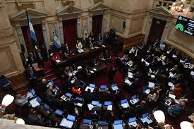 Del veto de Cristina a la apuesta de Milei: la sinuosa historia de la Ley de Glaciares que condiciona a San Juan