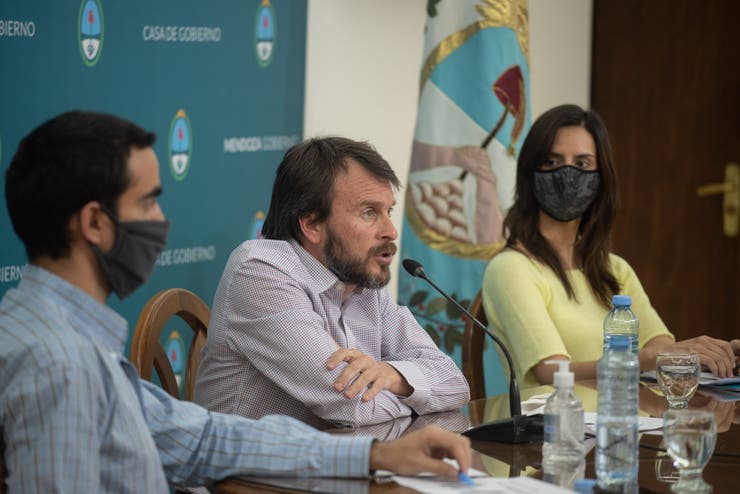 Deuda de Mendoza: Las claves de un acuerdo que le da "respiro" a un bastión radical