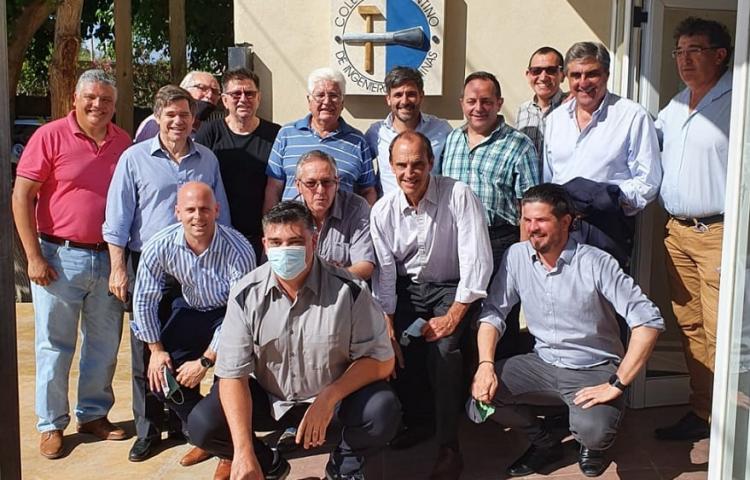 El Colegio Argentino de Ingenieros de Minas recibió a integrantes de la CAEM El Colegio Argentino de Ingenieros de Minas recibió a integrantes de la CAEM