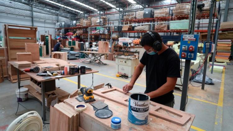 El Gobierno anunciará beneficios para que Pymes importen bienes e insumos