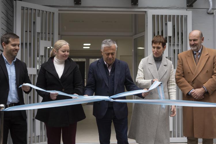 El Gobierno de Mendoza inauguró el nuevo edificio de la Dirección de Minería El Gobierno de Mendoza inauguró el nuevo edificio de la Dirección de Minería