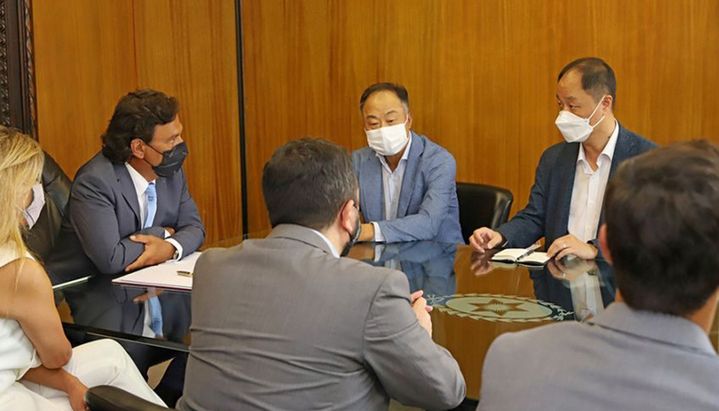 El litio de la Puna mueve contratos con las automotrices El litio de la Puna mueve contratos con las automotrices
