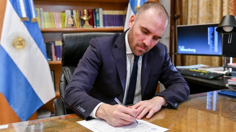 El Presupuesto 2022 prevé un crecimiento del PBI de 4%, inflación del 33% y un dólar a $131 El Presupuesto 2022 prevé un crecimiento del PBI de 4%, inflación del 33% y un dólar a $131