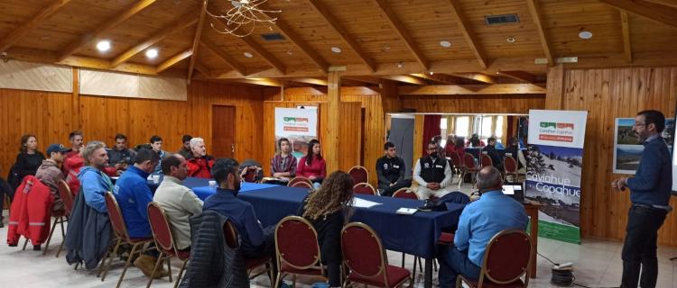 El SEGEMAR participó de jornadas de capacitación y concientización sobre el riesgo volcánico y el monitoreo del volcán Copahue El SEGEMAR participó de jornadas de capacitación y concientización sobre el riesgo volcánico y el monitoreo del volcán Copahue