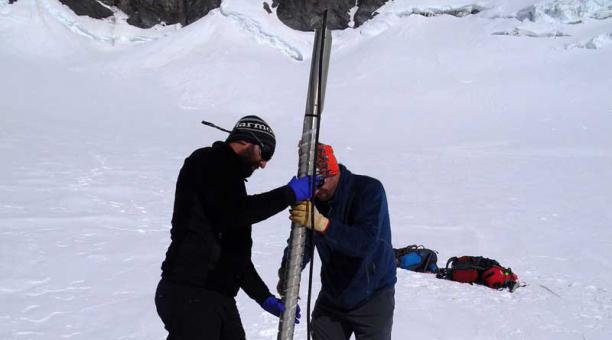 El cambio climático y la minería amenazan los glaciares chilenos