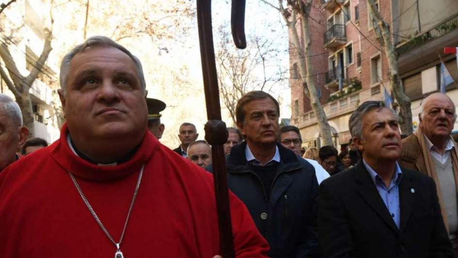 Mendoza: El gobierno rechaza objeciones de la Iglesia por Hierro Indio