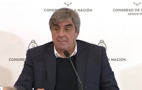 Empresarios mineros reconocieron que el nuevo escenario que habrá en el Congreso "es una oportunidad para construir acuerdos" Empresarios mineros reconocieron que el nuevo escenario que habrá en el Congreso "es una oportunidad para construir acuerdos"