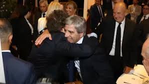 Energía, minería y política: qué hay detrás de la reunión inesperada de Milei y Manzano en Miami