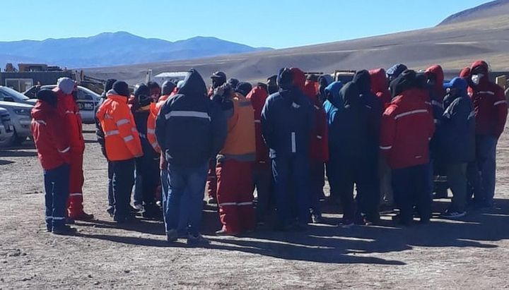 Salta: En la Puna 150 mineros exigen PCR para ver si tienen COVID