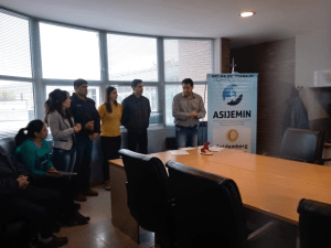 Chubut: En Paso de Indios se entregaron unos 120 curriculums para empresa minera