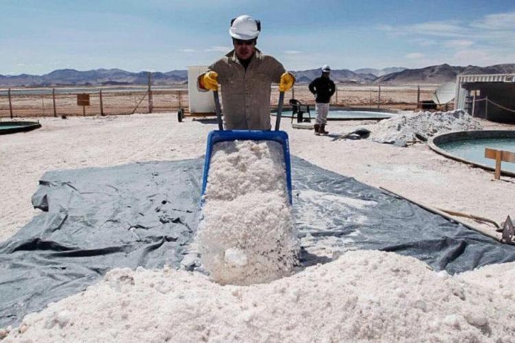 Estados Unidos halló el depósito de litio más grande del mundo: ¿podría afectar a la Argentina?