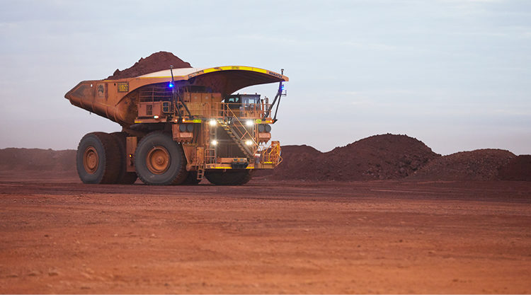 Fortescue Metals alcanza el hito de la automatización, con cien camiones sin conductor