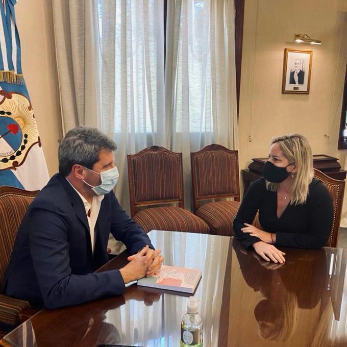 Funcionaria sanjuanina asume como Directora Nacional de Promoción y Economía Minera Funcionaria sanjuanina asume como Directora Nacional de Promoción y Economía Minera