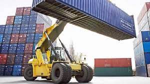 Guiño: flexibilizan importaciones (pero sigue la preocupación ante semáforo "validador") Guiño: flexibilizan importaciones (pero sigue la preocupación ante semáforo "validador")