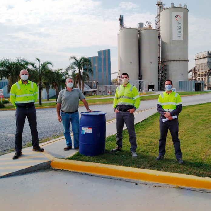 Holcim Argentina entregó elementos para personal de salud