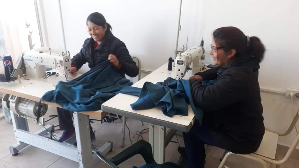 Catamarca: Importante entrega de la fábrica textil de San José a Minera de Farallón Negro