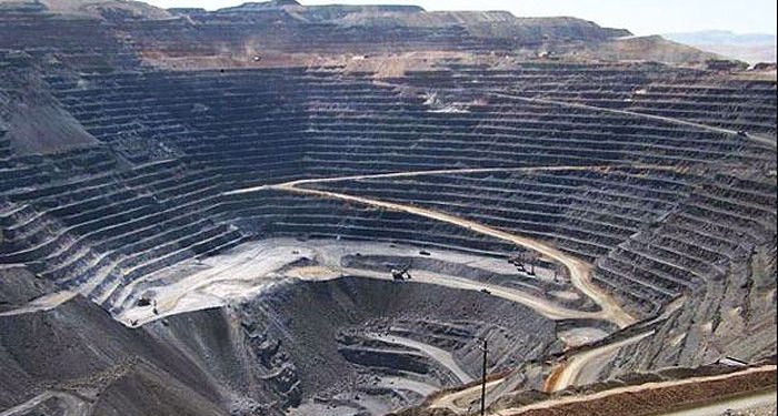 La minera canadiense Barrick Gold produjo 137 toneladas de oro en 2021