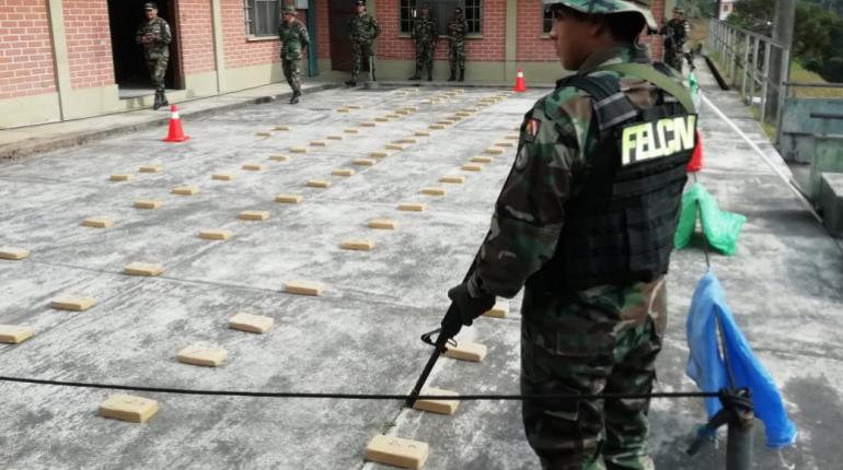 Bolivia/Perú: Secuestran droga camuflada dentro de bolsas de cemento