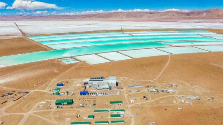 Las mineras Galaxy y Orocobre acordaron una fusión estableciendo así una nueva fuerza en el sector mundial de litio Las mineras Galaxy y Orocobre acordaron una fusión estableciendo así una nueva fuerza en el sector mundial de litio