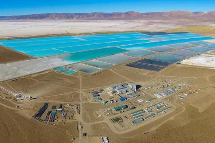 Litio en Argentina: el rol del Estado y los modelos de Bolivia y Chile Litio en Argentina: el rol del Estado y los modelos de Bolivia y Chile