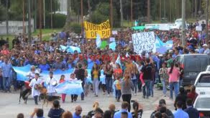 Buenos Aires: Acusan a Loma Negra de presionar a trabajadores de Barker para que firmen el traslado