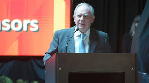 Lucero reclamó "concertación federal" por la Ley de Glaciares y comparó al RIGI con Messi Lucero reclamó "concertación federal" por la Ley de Glaciares y comparó al RIGI con Messi