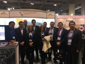 La gobernadora de Catamarca visitó el stand de FOMICRUZ S.E en PDAC 2018