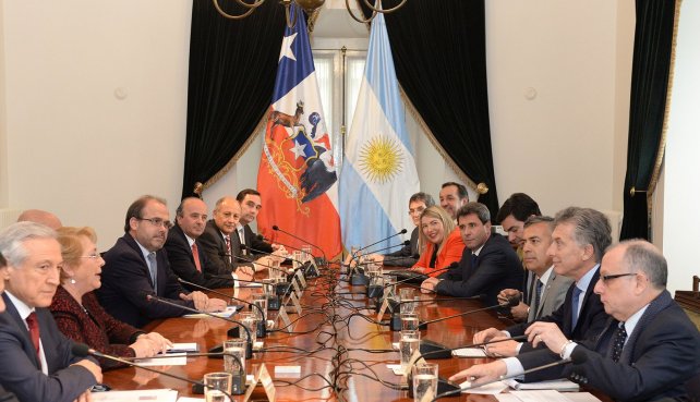 Argentina y Chile firmaron un importante acuerdo para avanzar con el Túnel de Agua Negra Argentina y Chile firmaron un importante acuerdo para avanzar con el Túnel de Agua Negra