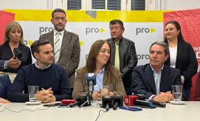 María Eugenia Vidal se declaró "pro-minería" en Mendoza y expuso la incómoda alianza del Pro con Jorge Difonso María Eugenia Vidal se declaró "pro-minería" en Mendoza y expuso la incómoda alianza del Pro con Jorge Difonso