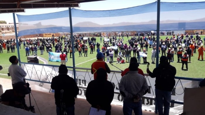 Jujuy:  Masiva asamblea minera en respuesta al anuncio de cierre de El Aguilar