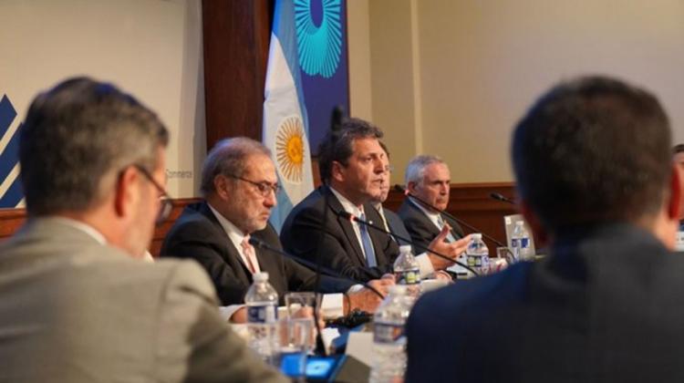 Massa se reunió con empresarios de la Cámara de Comercio de los Estados Unidos Massa se reunió con empresarios de la Cámara de Comercio de los Estados Unidos