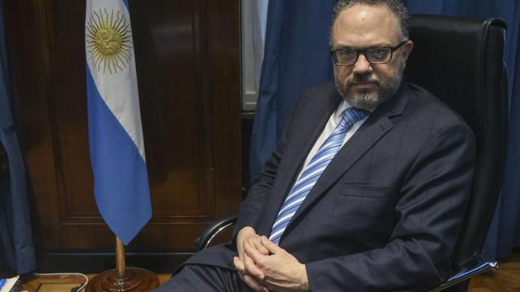 Matías Kulfas sostuvo que "No existen los sectores contaminantes, sino las tecnologías contaminantes o los malos empresarios" Matías Kulfas sostuvo que "No existen los sectores contaminantes, sino las tecnologías contaminantes o los malos empresarios"