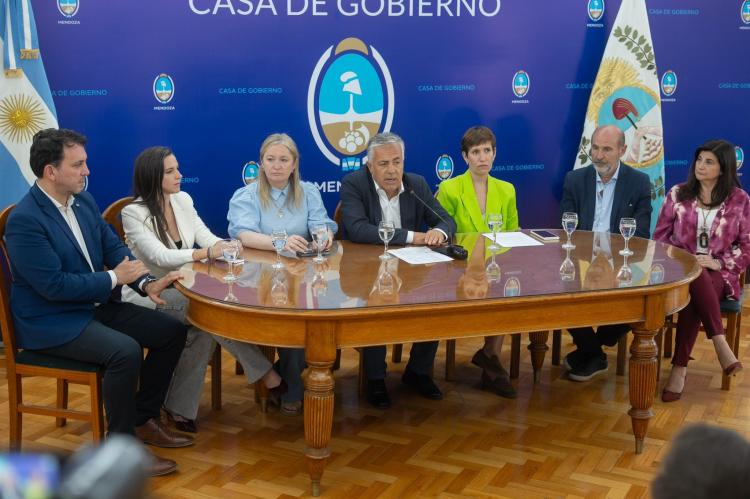 Mendoza: Cornejo apuesta a la capacitación de inspectores para alejar la desconfianza en la minería