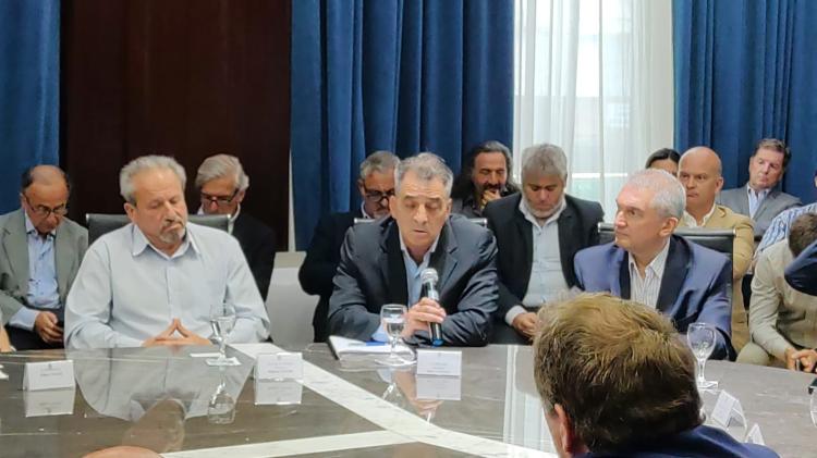 Mendoza/Guevara no lo duda: "nos está faltando el empujón y la decisión política del gobierno provincial de decir hagamos minería en Malargüe" Mendoza/Guevara no lo duda: "nos está faltando el empujón y la decisión política del gobierno provincial de decir hagamos minería en Malargüe"